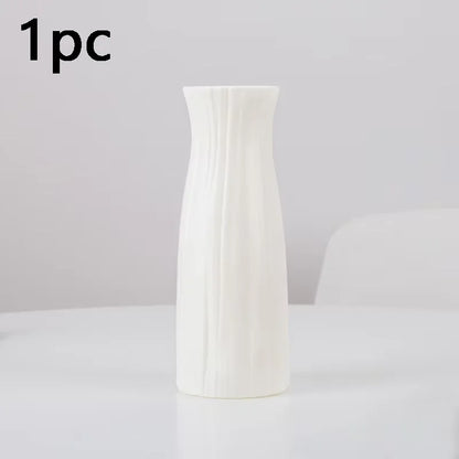 🌿 Modern Nordic White Flower Vase – Elegant Home Décor Accent