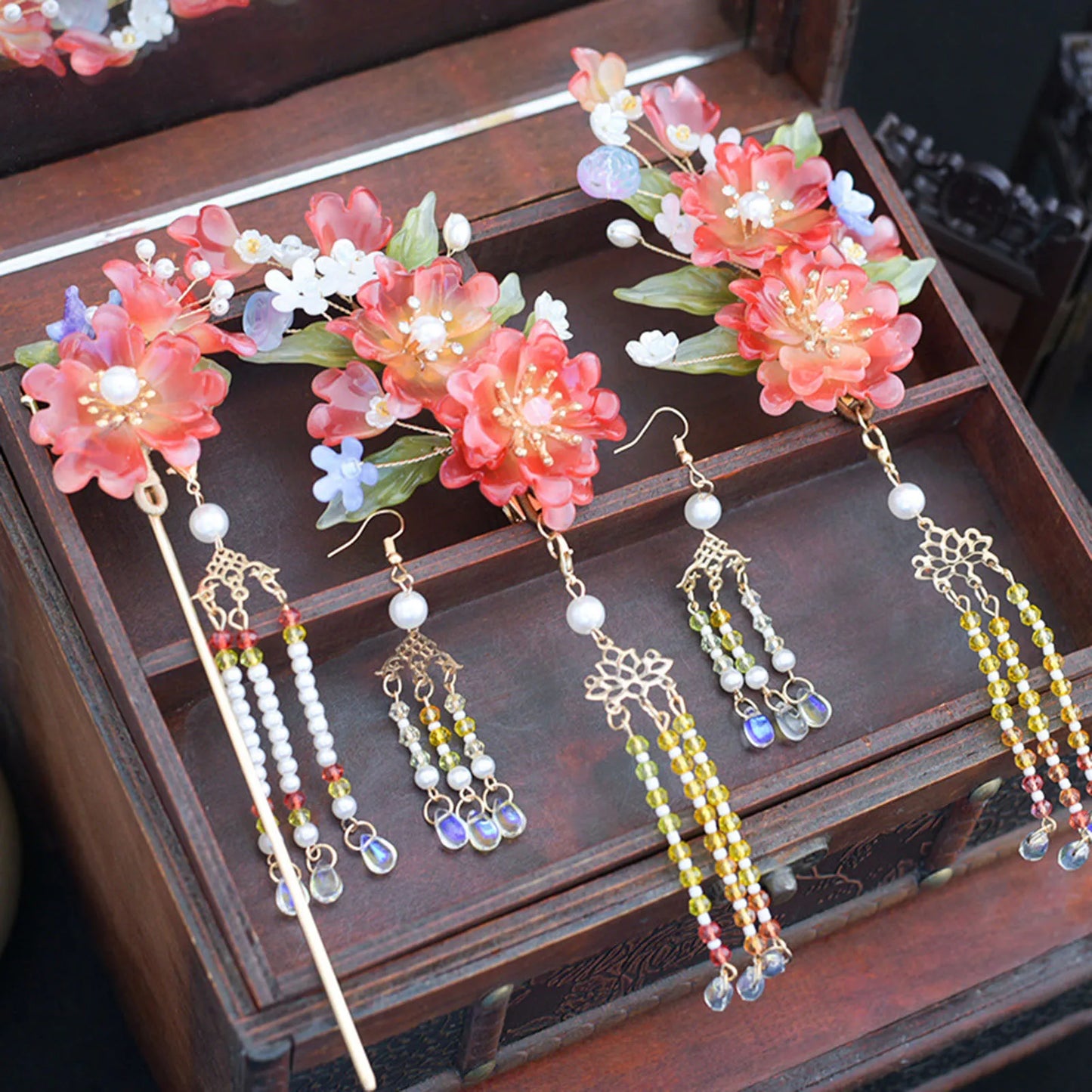 Chinese Hanfu Hair Accessories Set – Elegant Bridal & Retro Wedding Headdress 💖✨